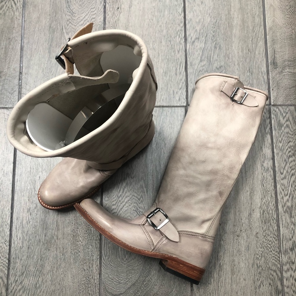 Bone/Beige Frye leather knee high vintage boots 8